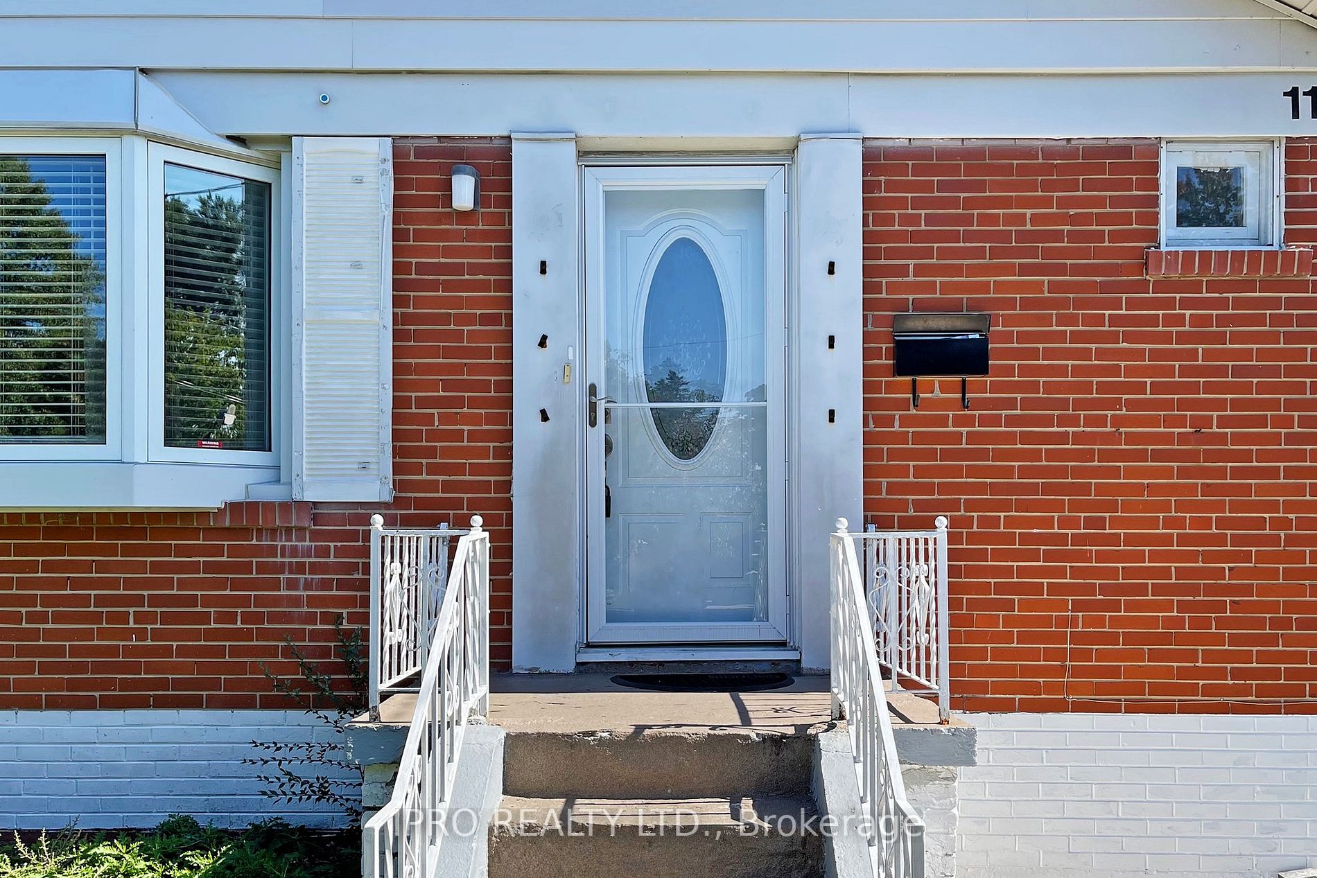 116 Earlton Rd E, #Main