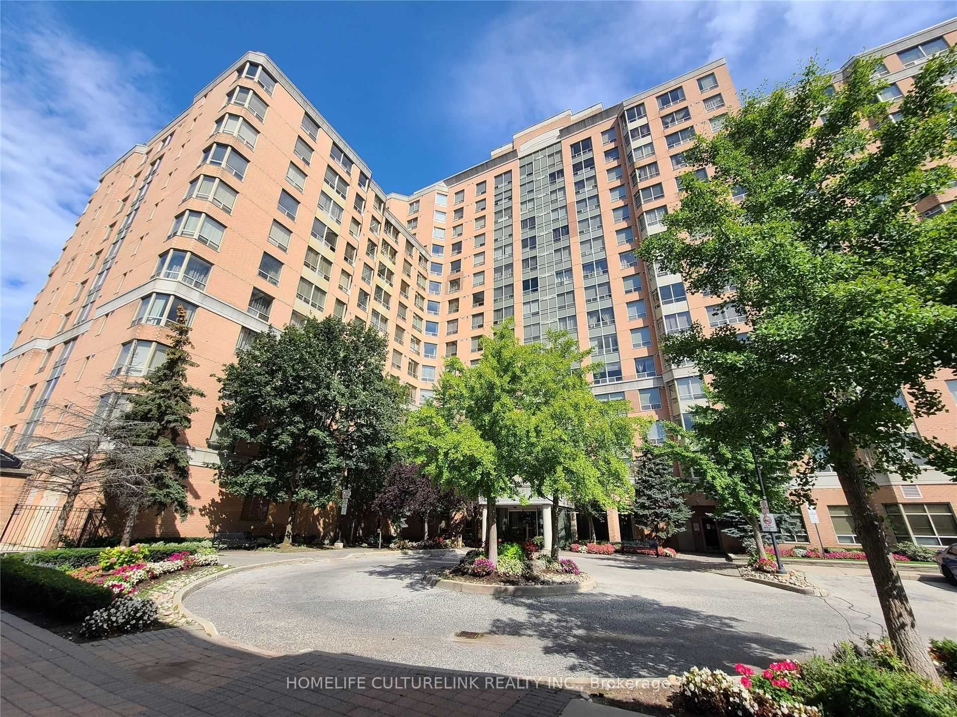 1883 Mcnicoll Ave, #818