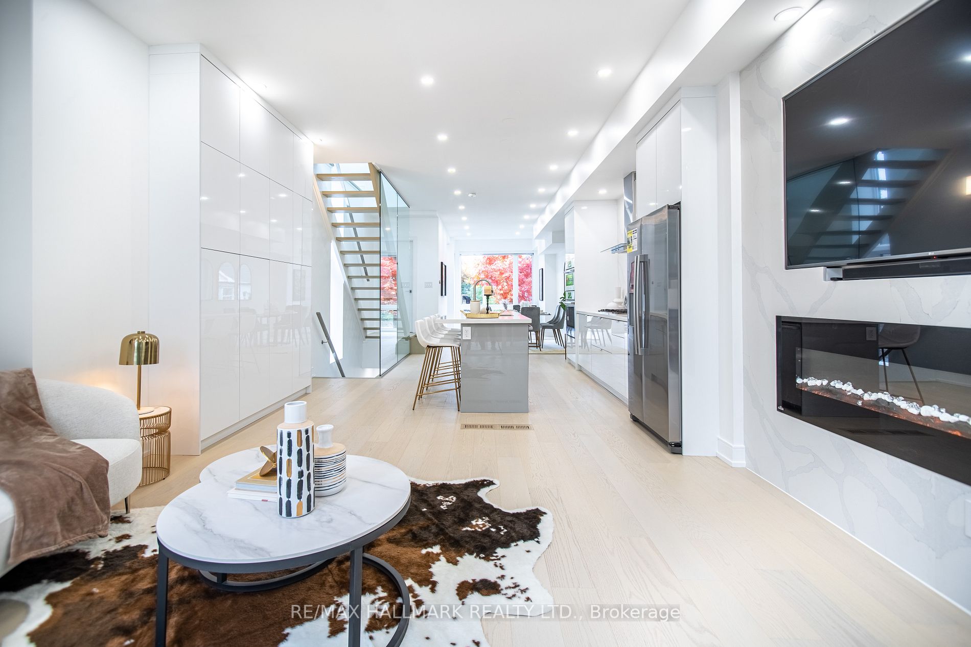 168 Oak Park Ave