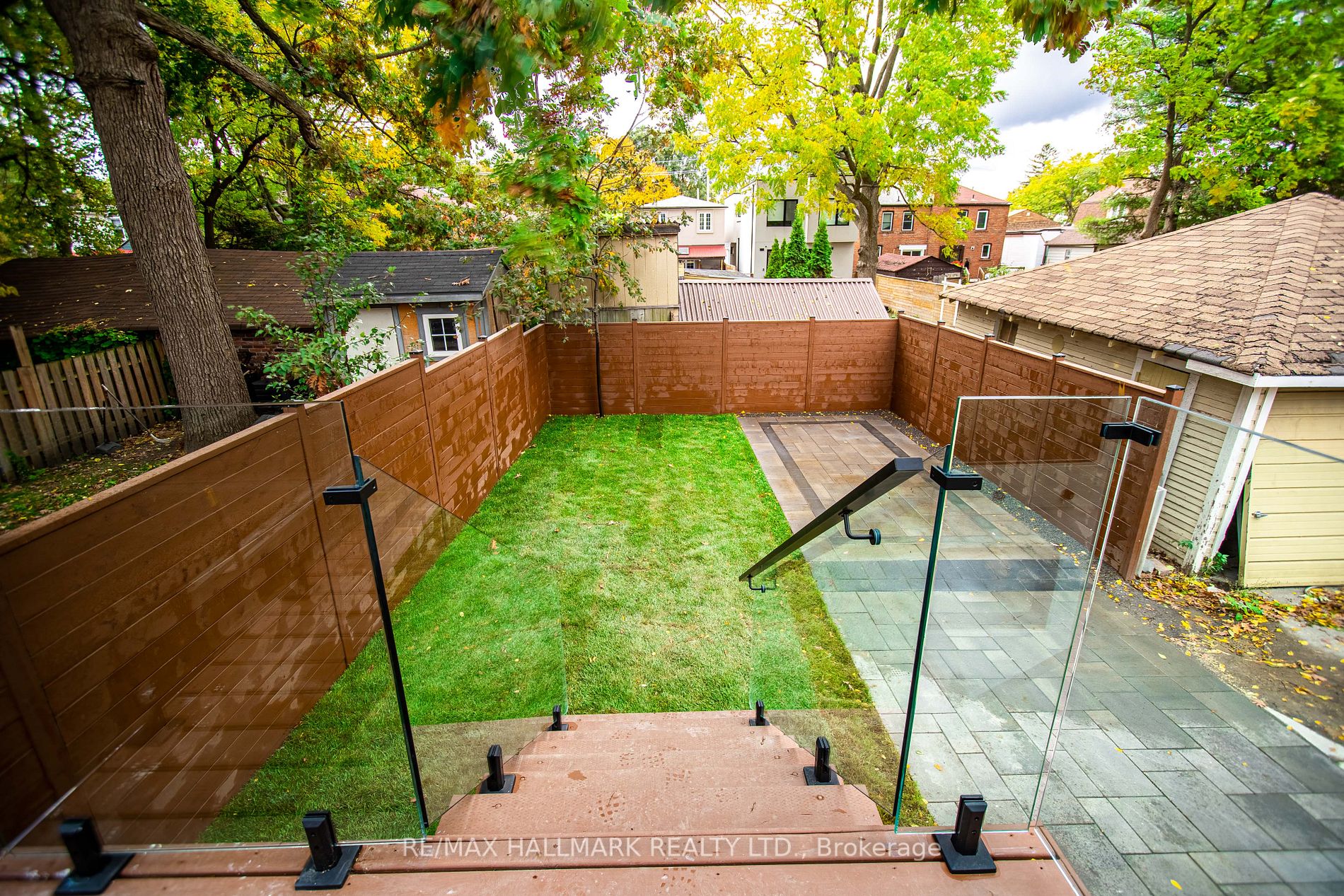 168 Oak Park Ave