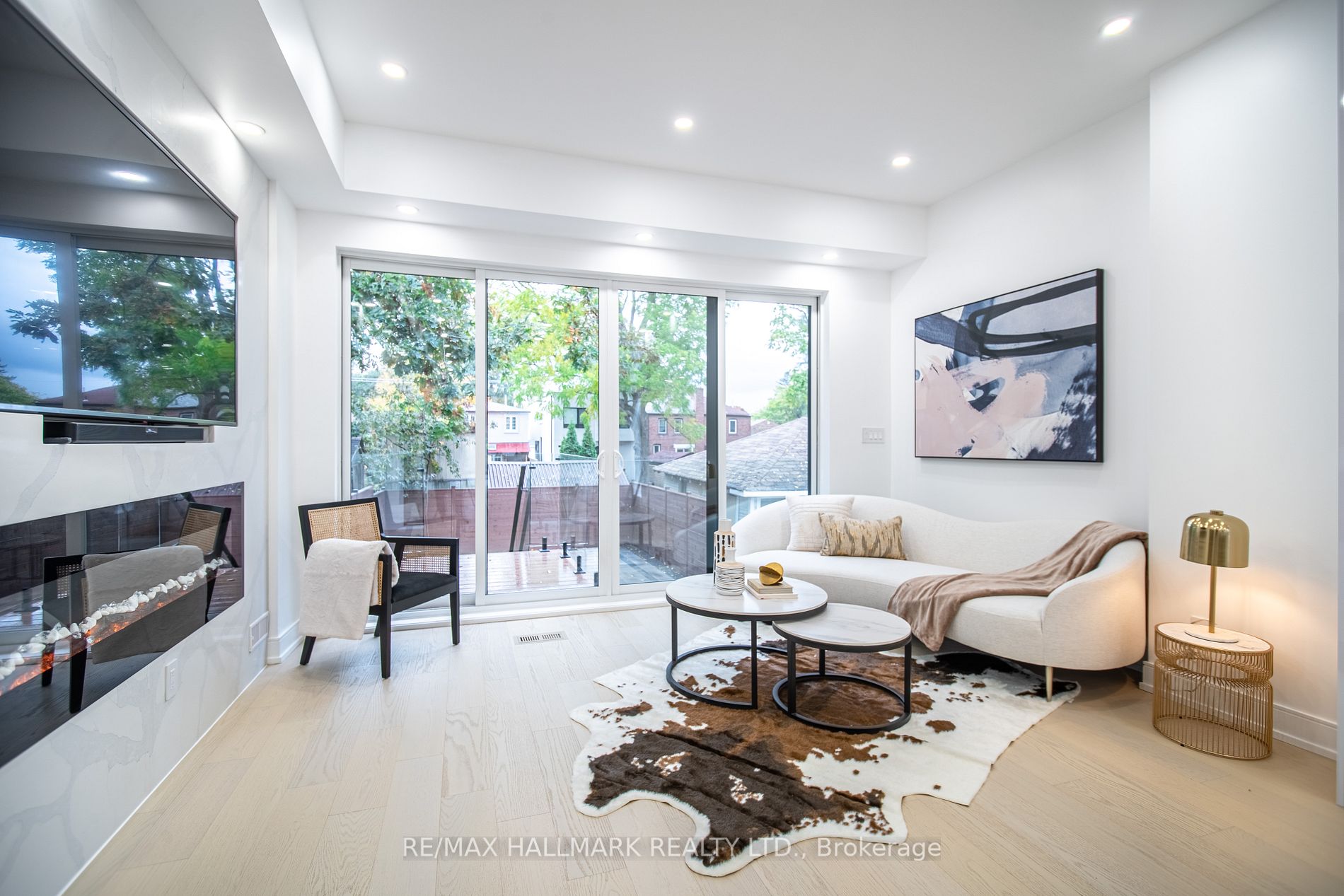 168 Oak Park Ave