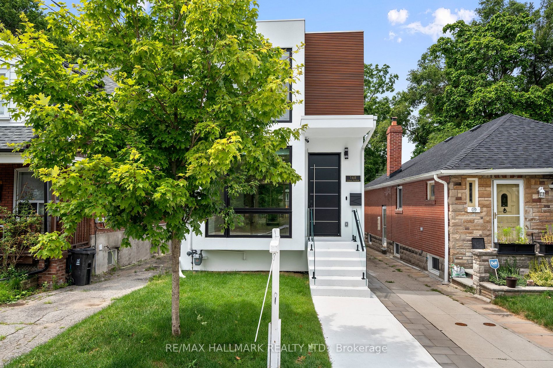 168 Oak Park Ave