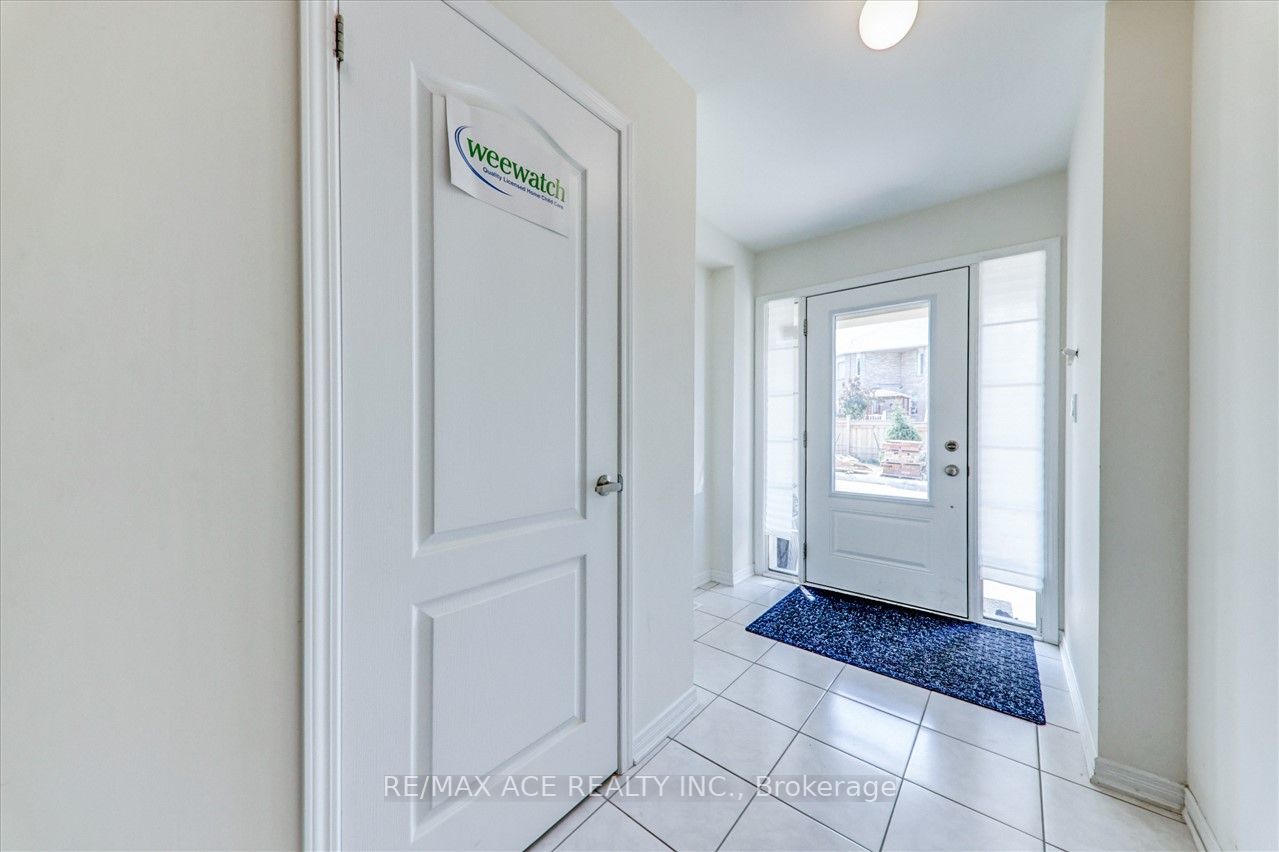 8 Healthcote Lane