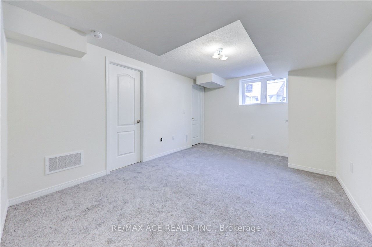 8 Healthcote Lane