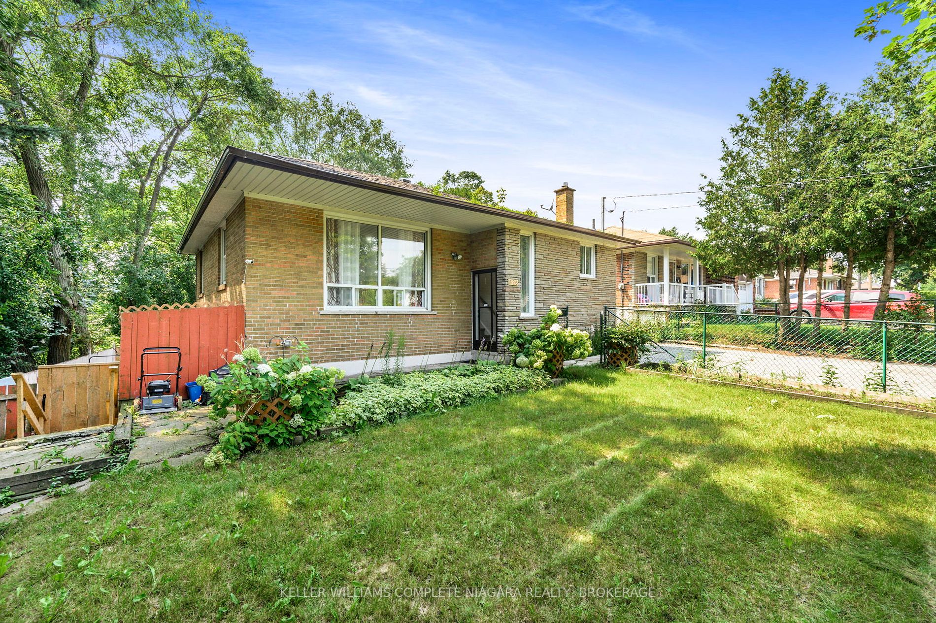 826 Scarborough Golf Clu Rd