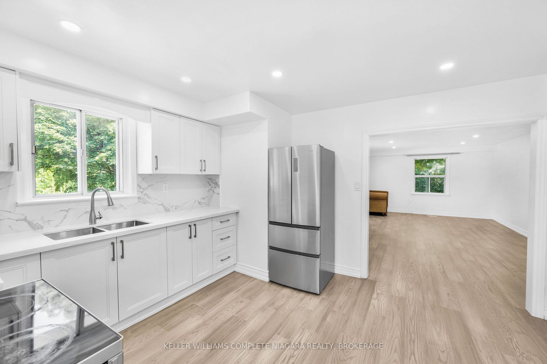 826 SCARBOROUGH GOLF CLU Road