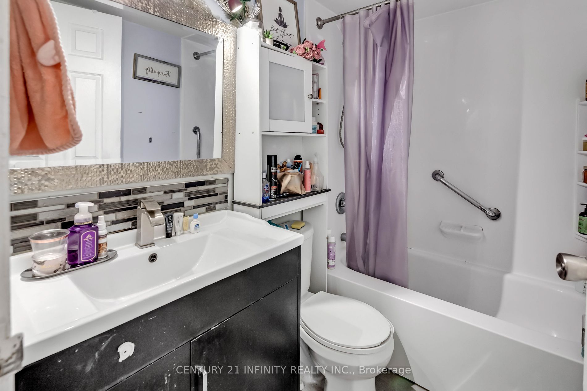 15 Torrance Rd, #306