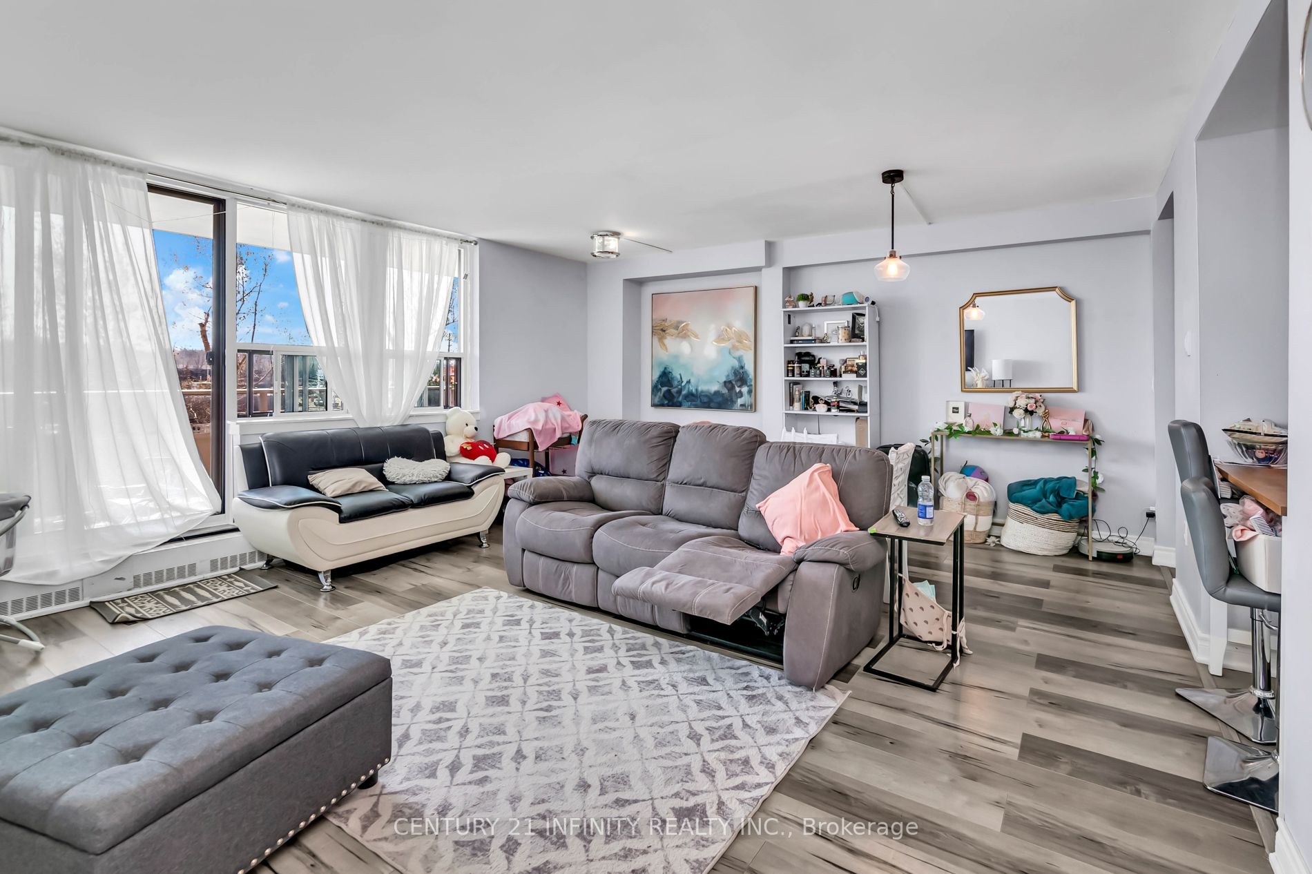 15 Torrance Rd, #306