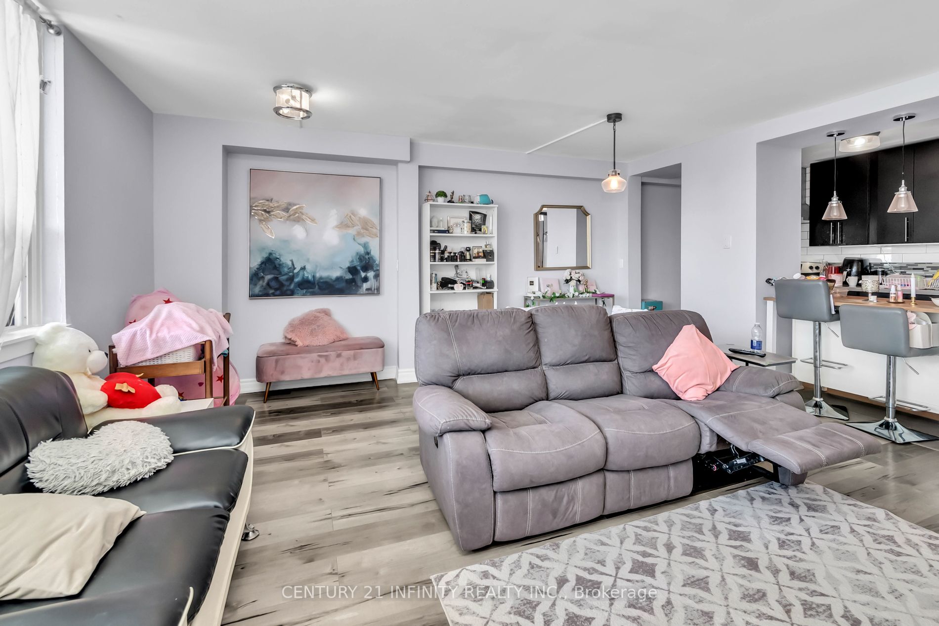 15 Torrance Rd, #306