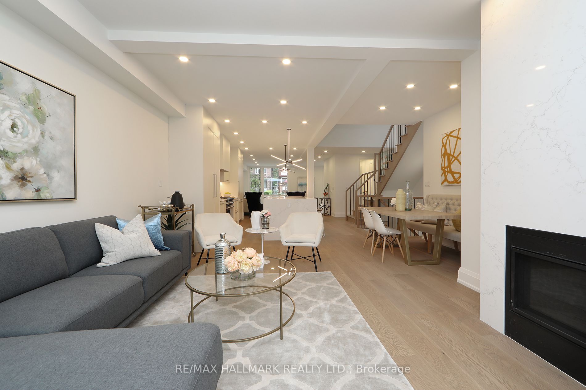 27 Hunter St