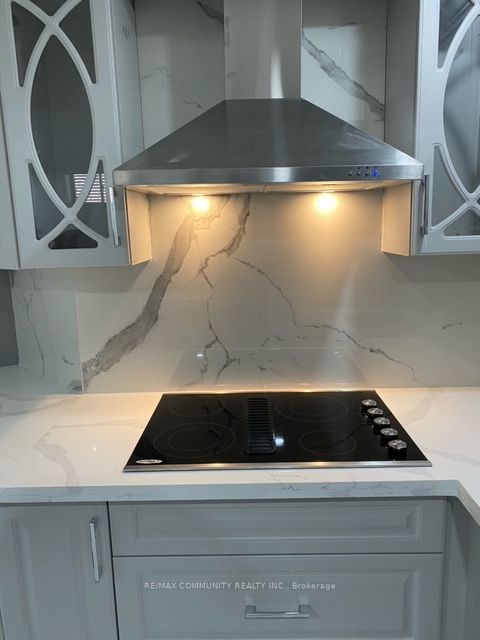 1692 Shade Master Drive