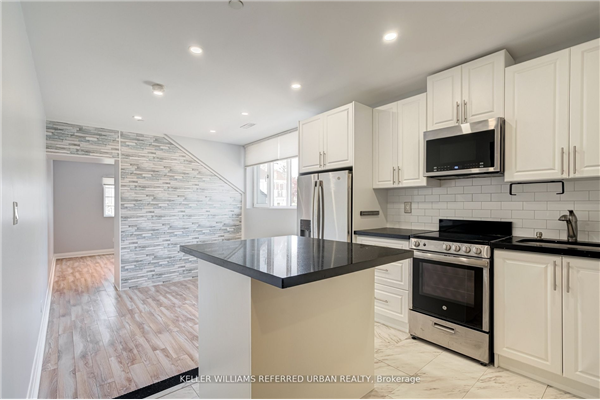631 Liverpool Rd, Pickering