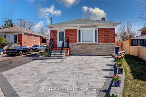 31 Benlight Cres, Toronto