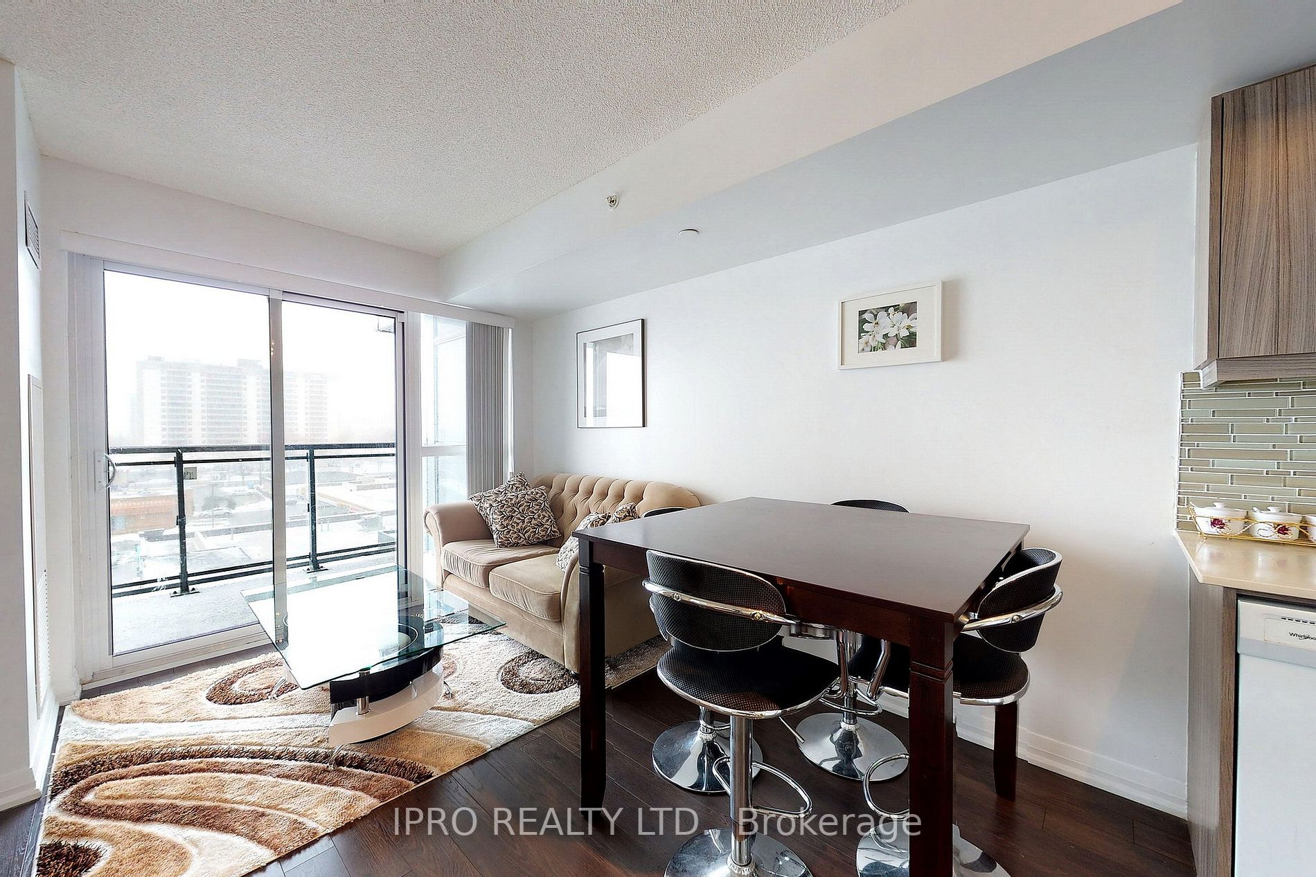 30 Meadowglen Pl, #515