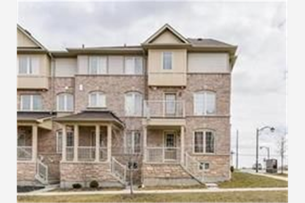 1 Hesketh Rd, Ajax