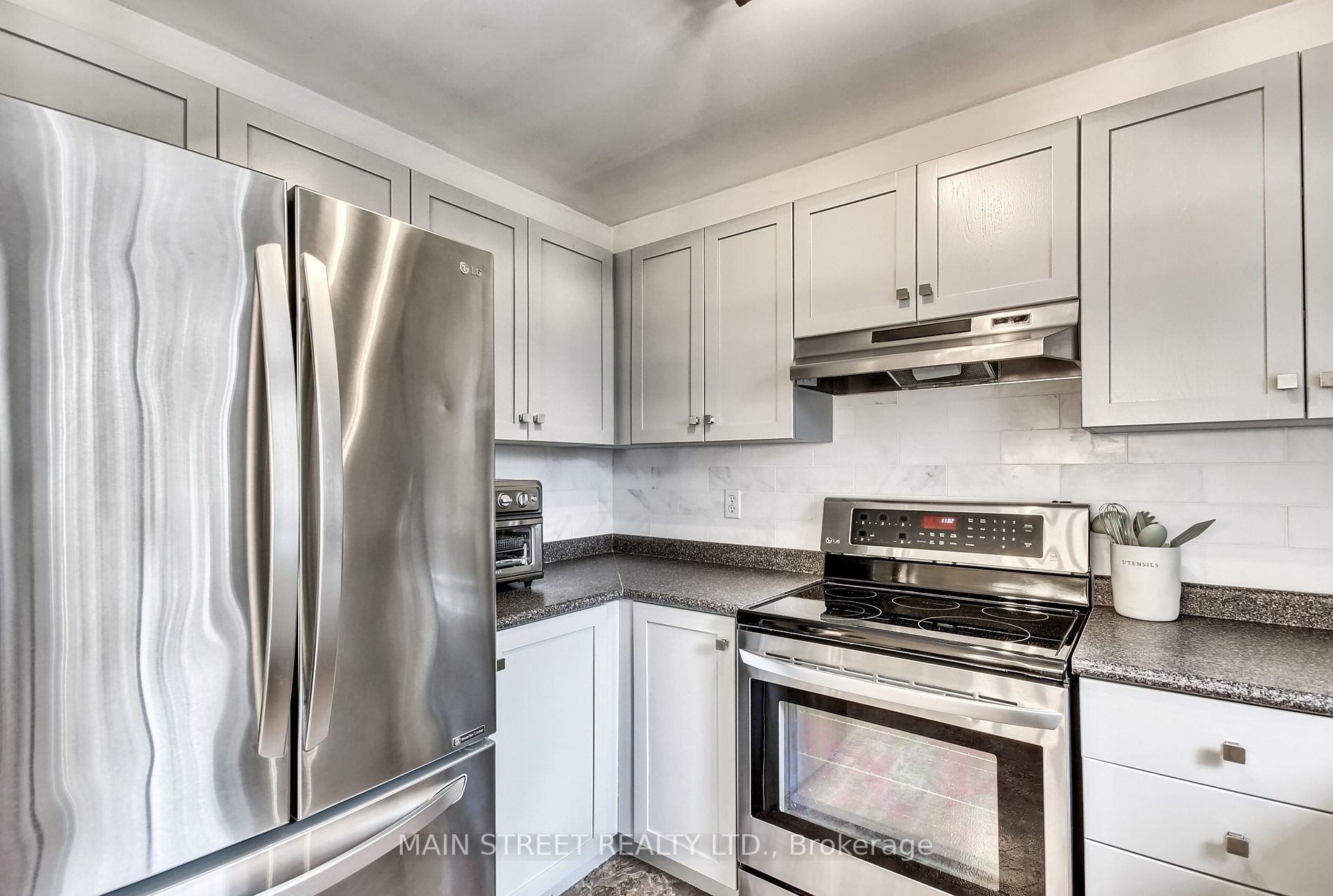 56 Eastfield Crescent
