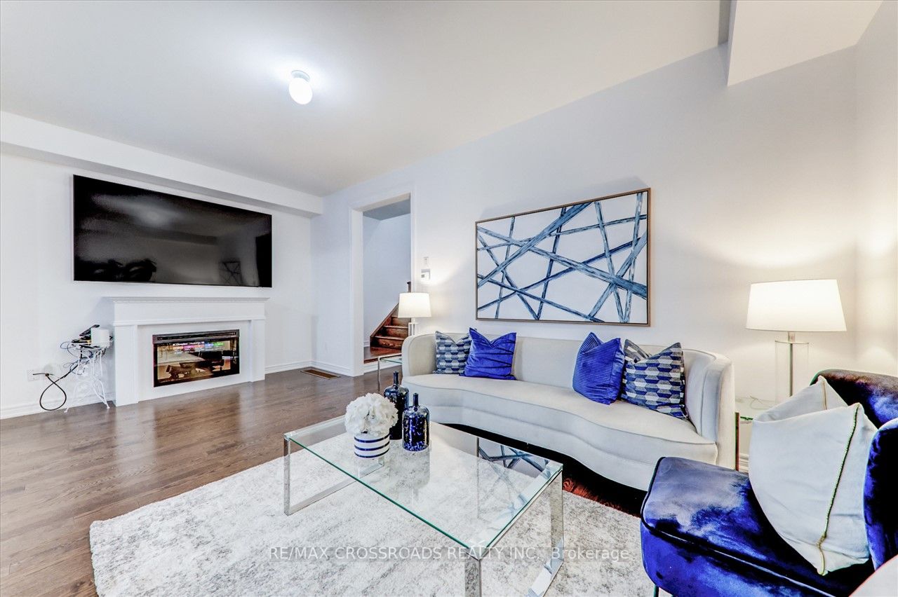 2429 Florentine Place