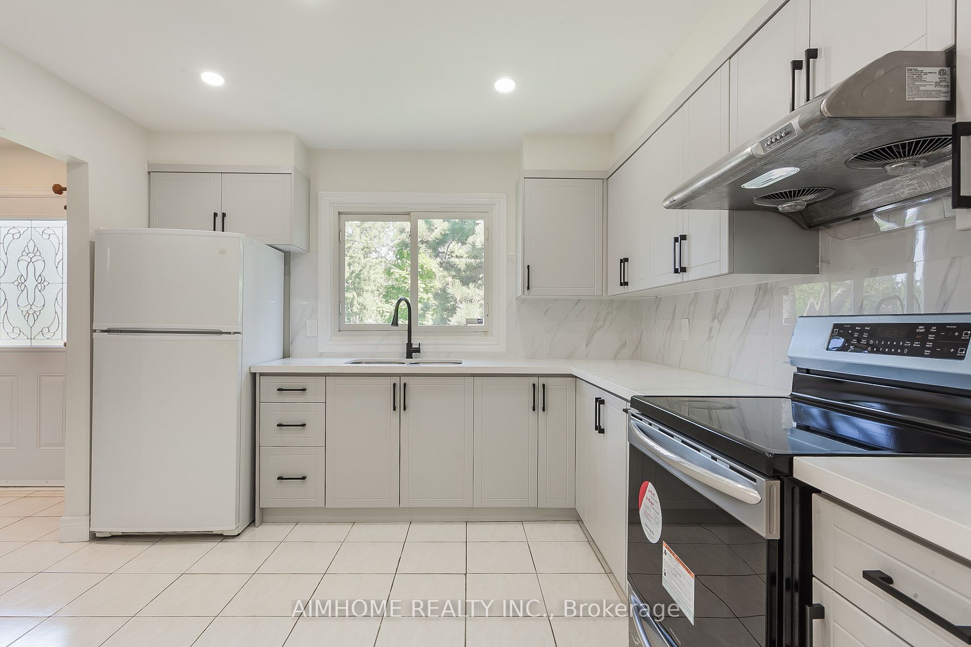150 Palmdale Dr, #20
