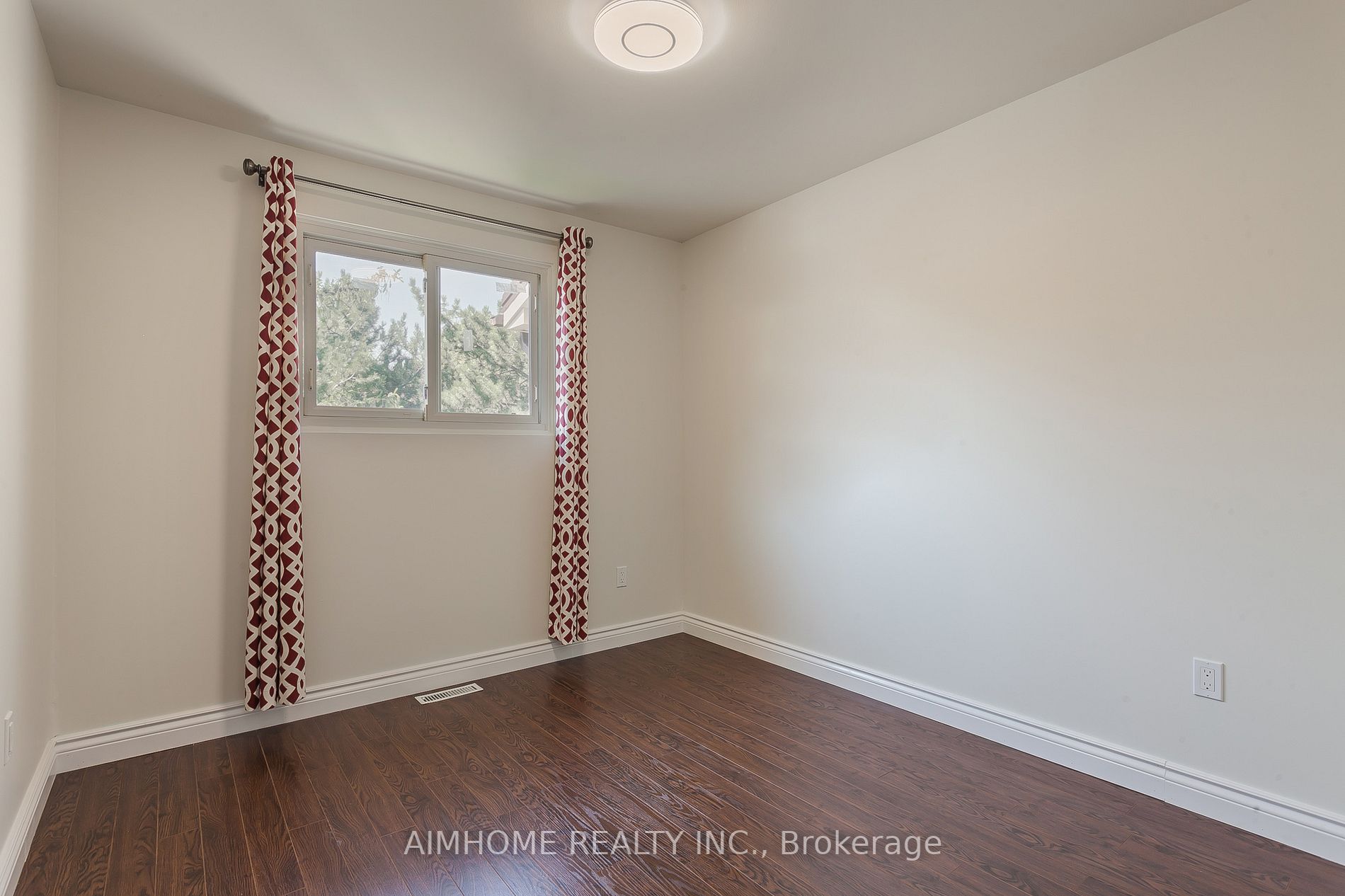 150 Palmdale Dr, #20