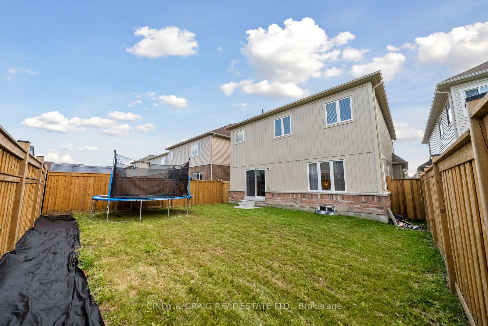 26 Henry Smith Ave