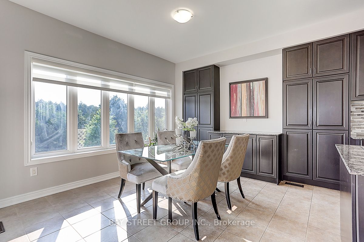 36 Endeavour Crt