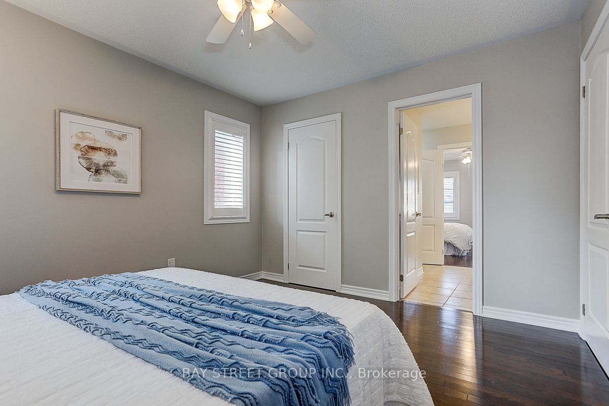 36 Endeavour Crt