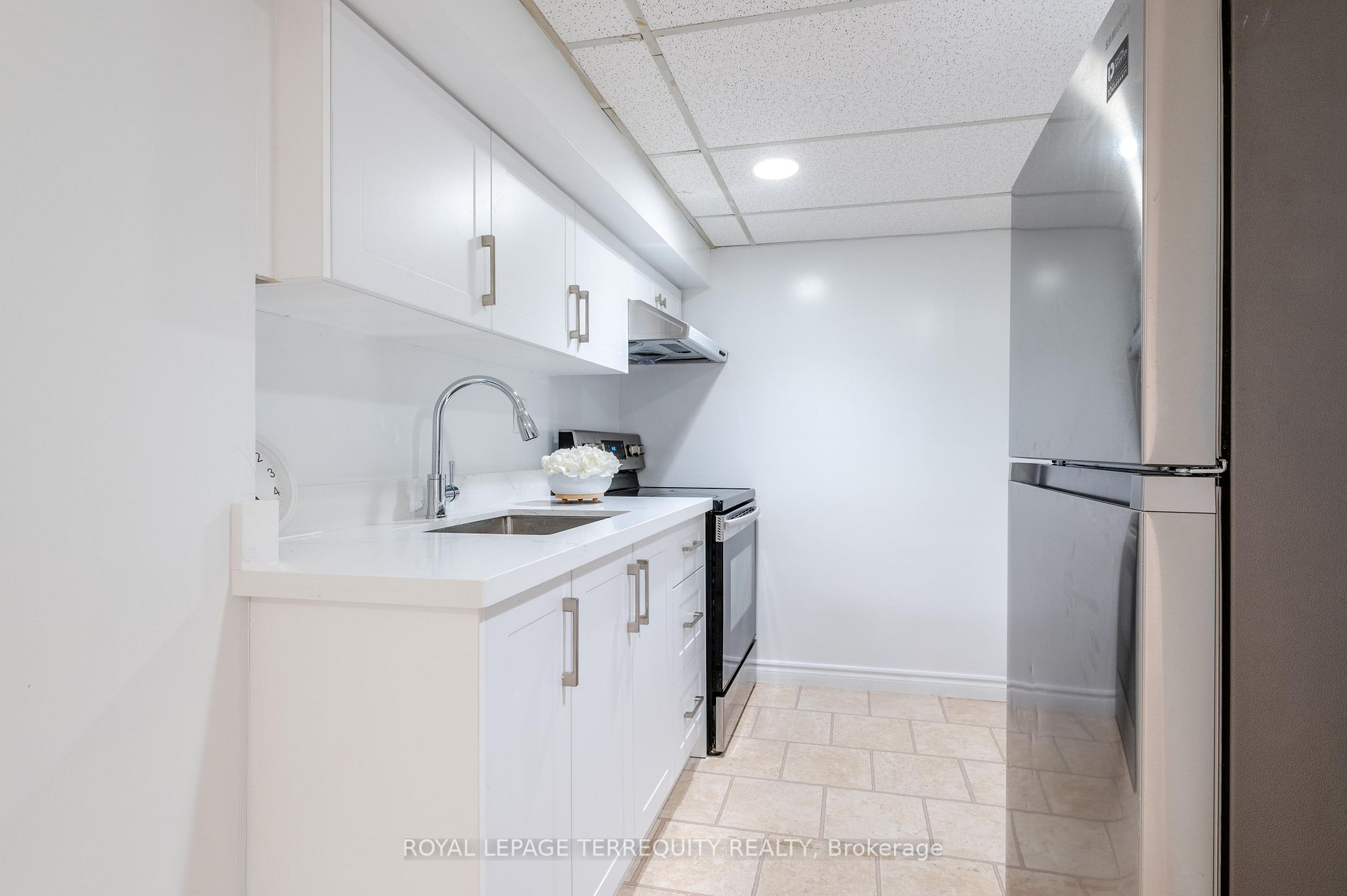 15 Point Grey Cres