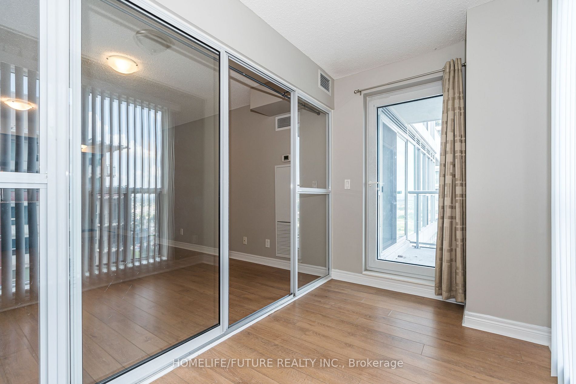 50 Town Centre Court, #2909
