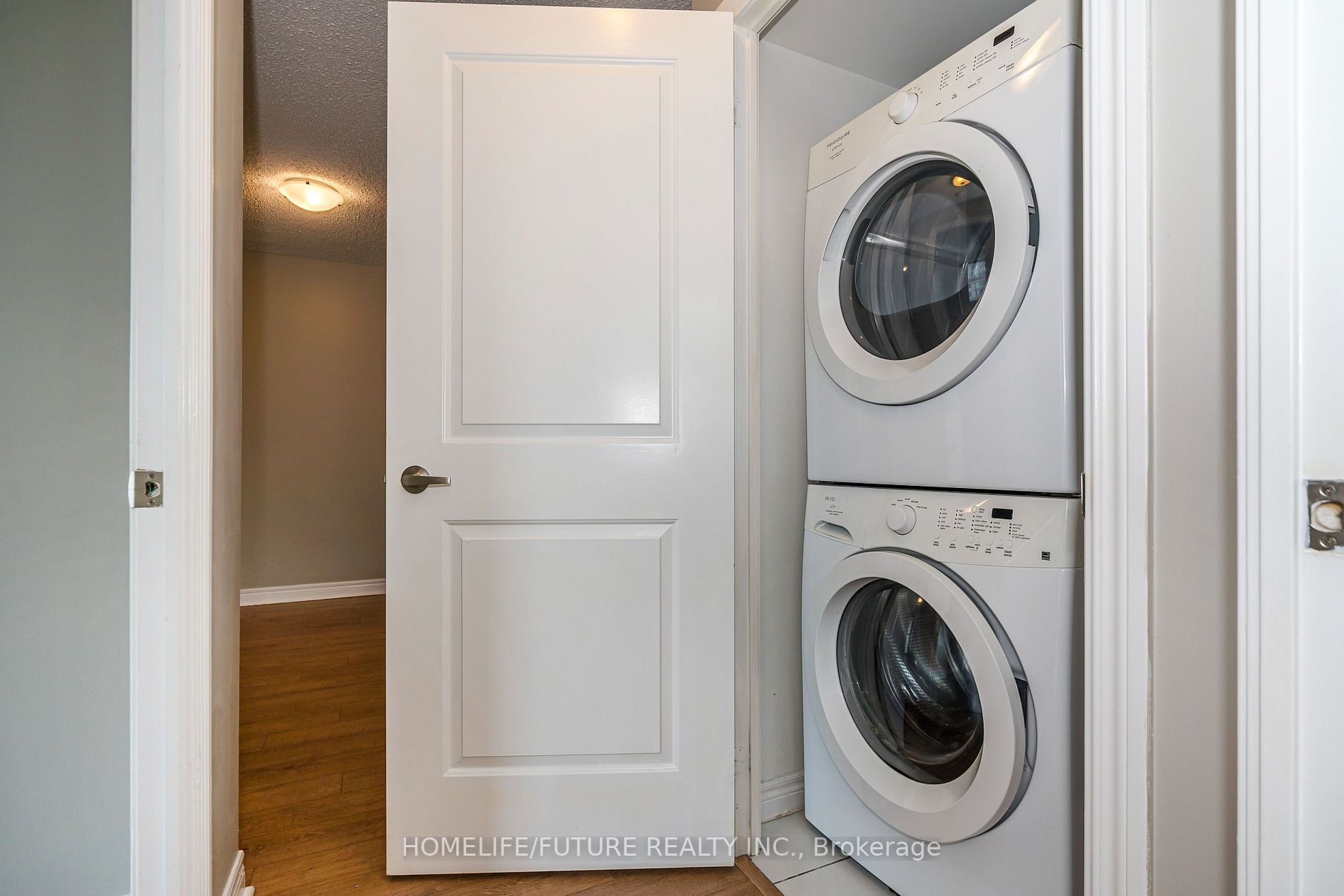 50 Town Centre Court, #2909