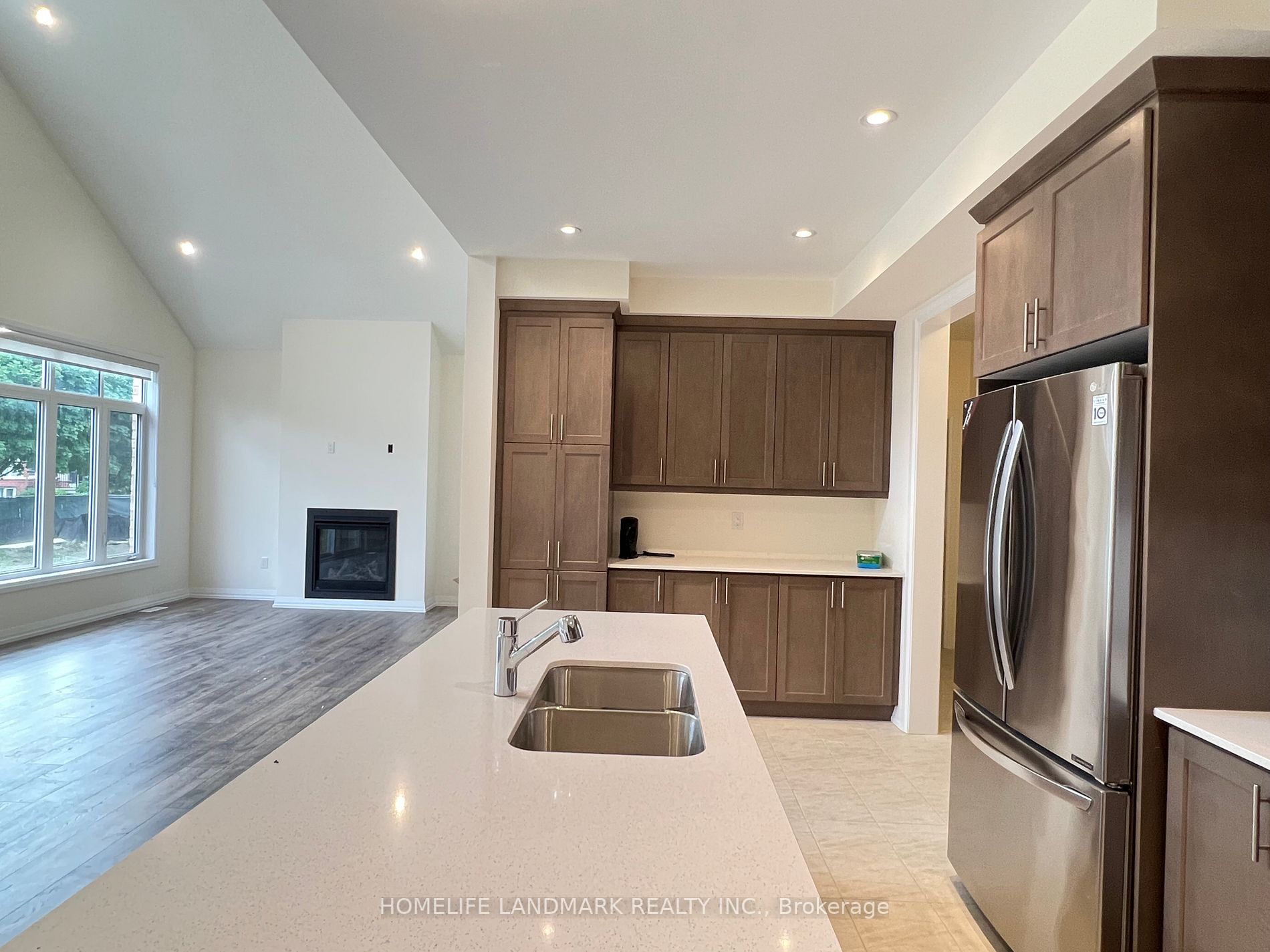 41 Holtby Crt