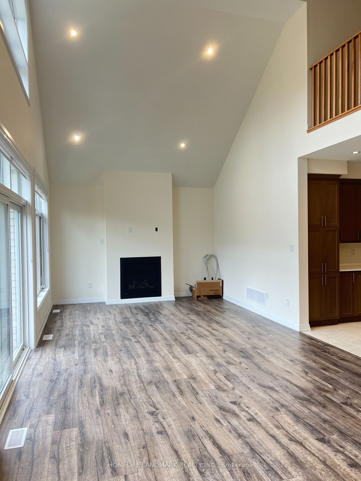 41 Holtby Crt