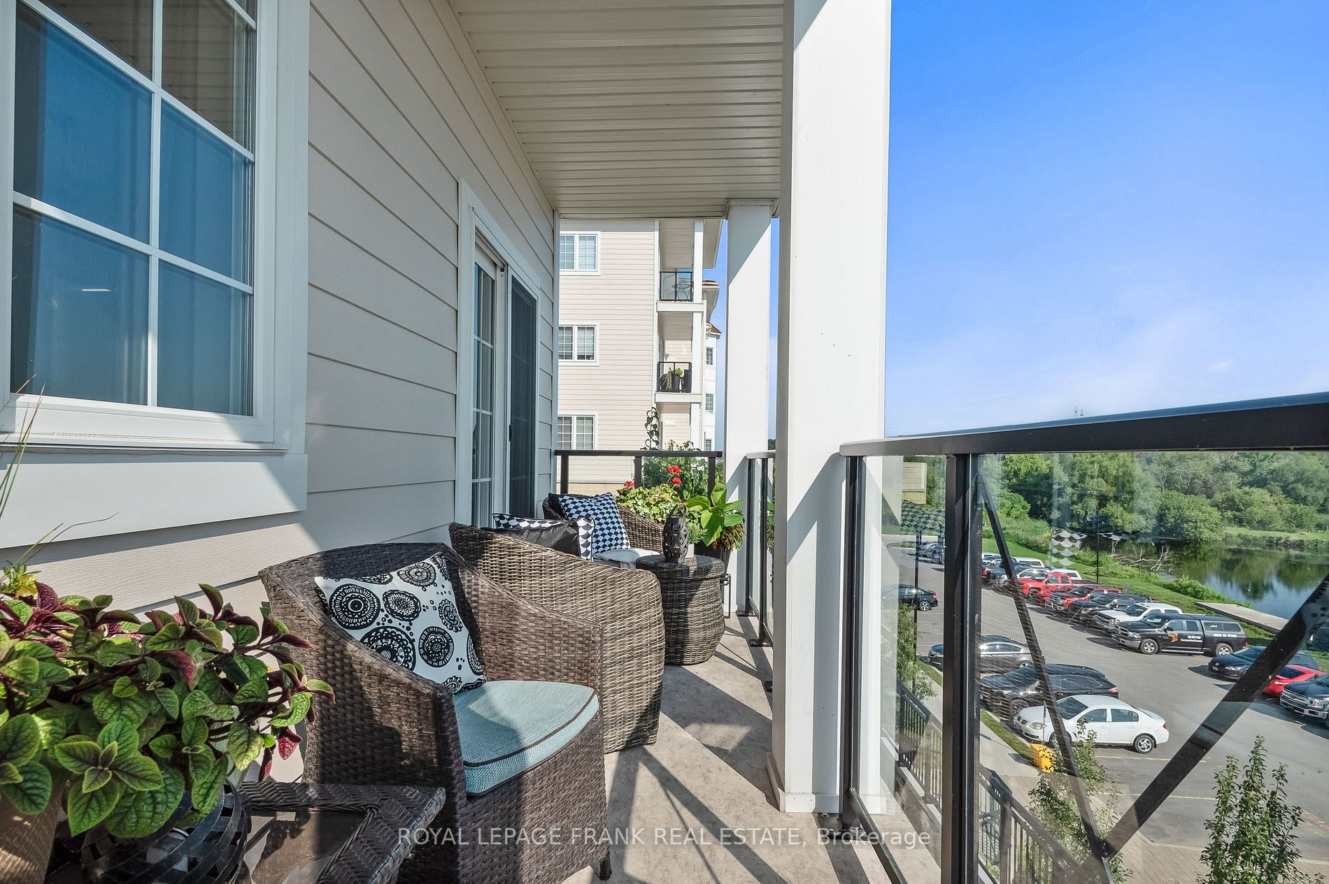 70 Shipway Ave, #205