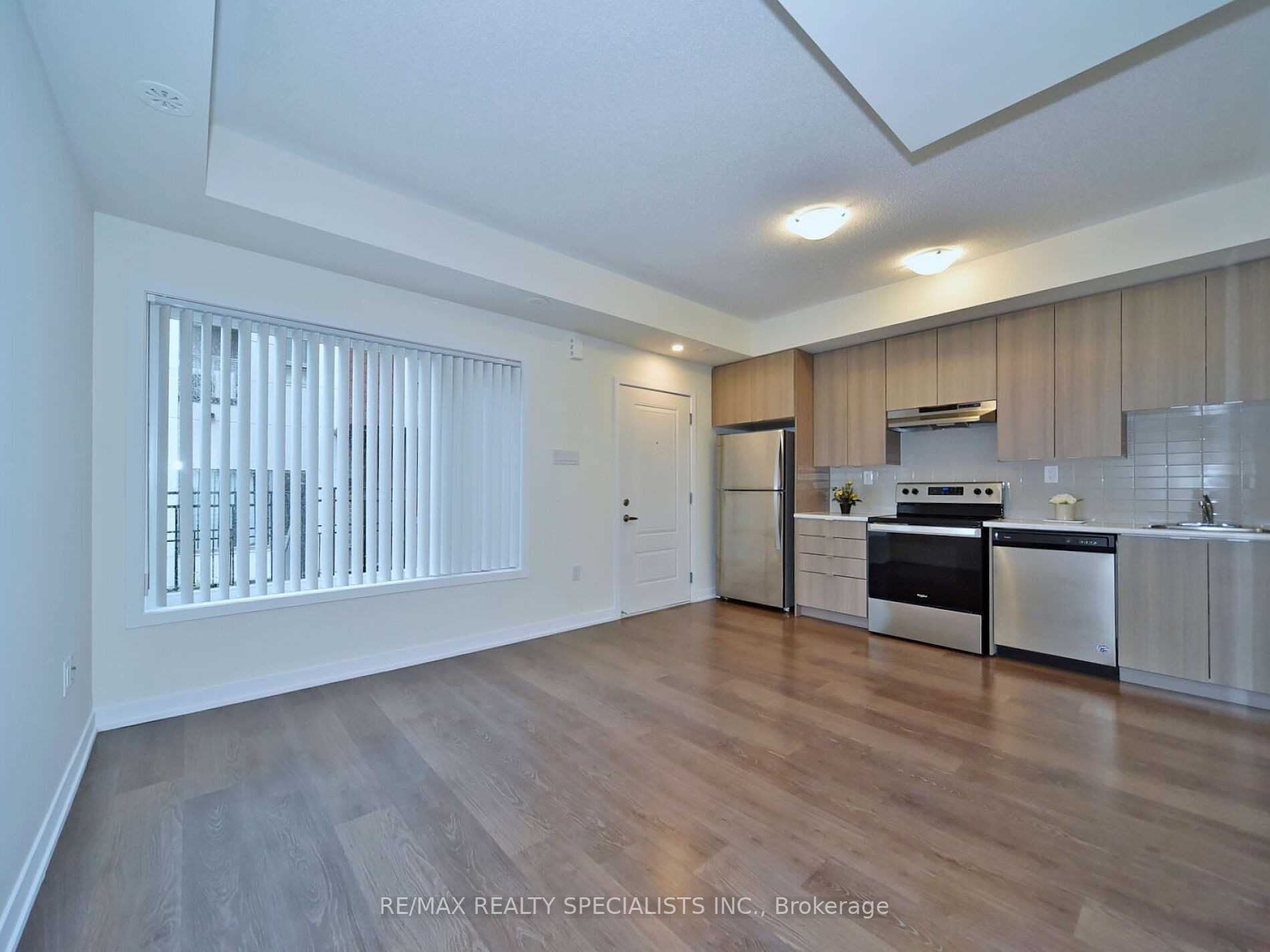 60 Orchid Place Dr, #Th-13