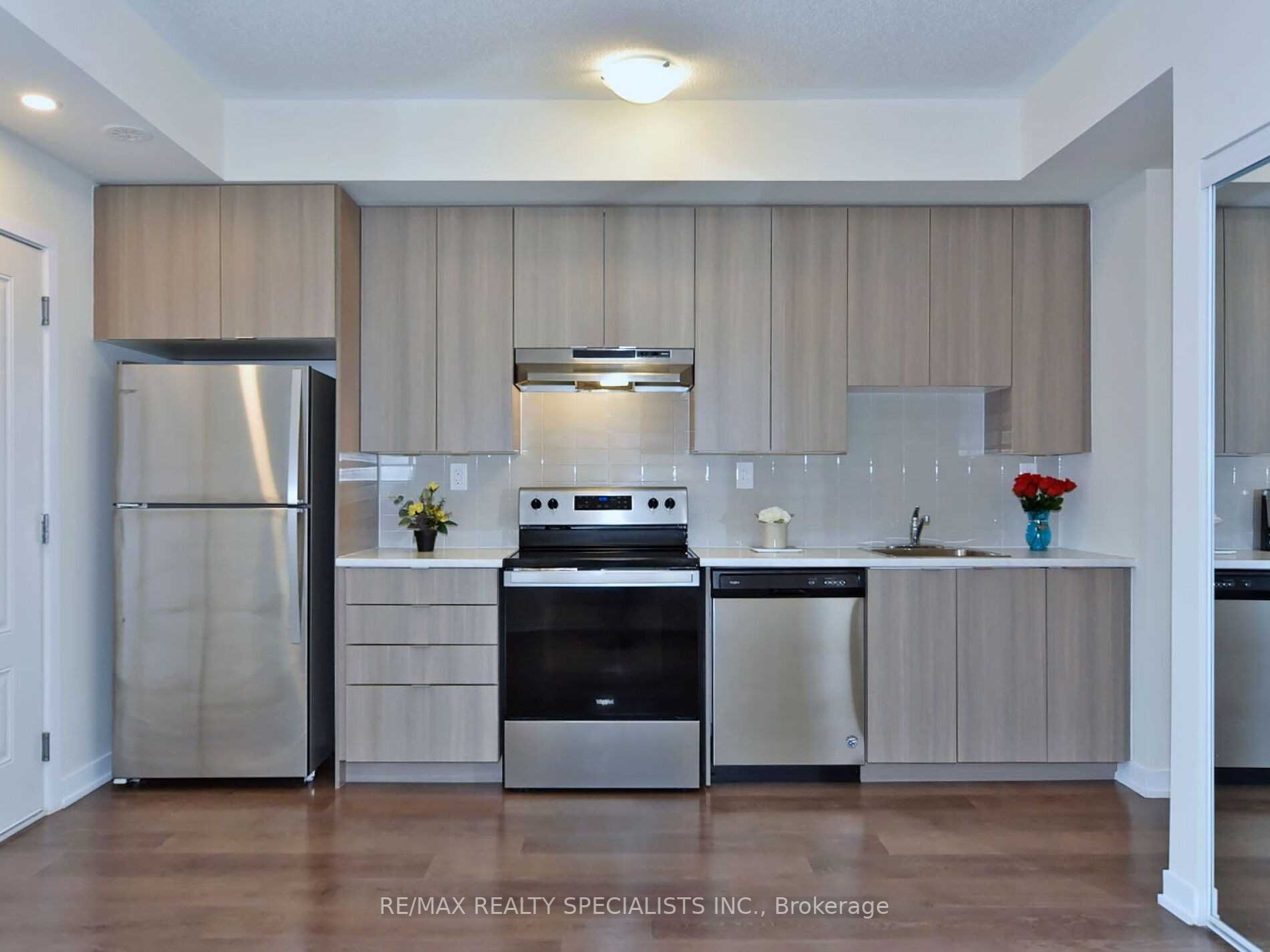 60 Orchid Place Dr, #Th-13