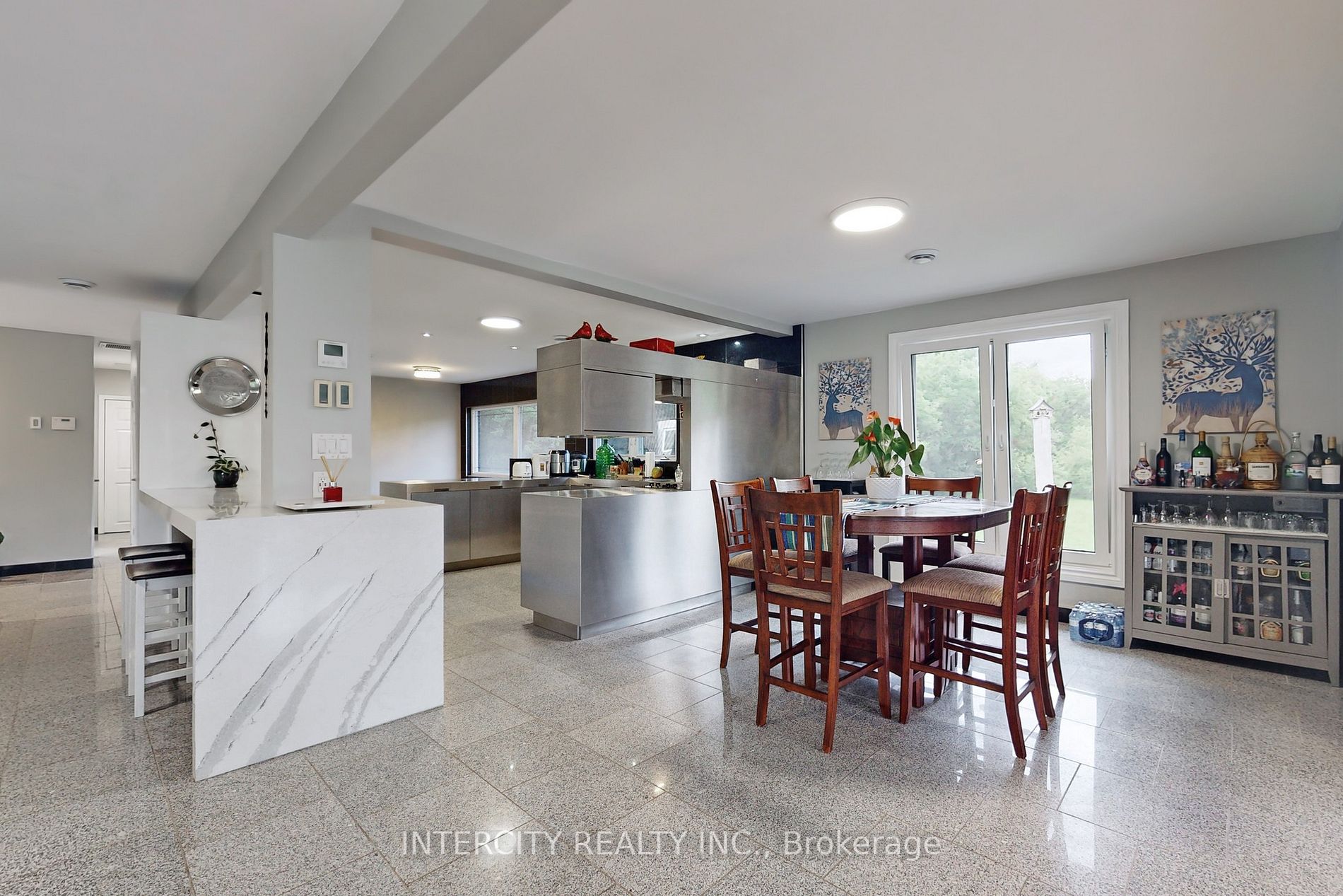 3505 Cochrane Street