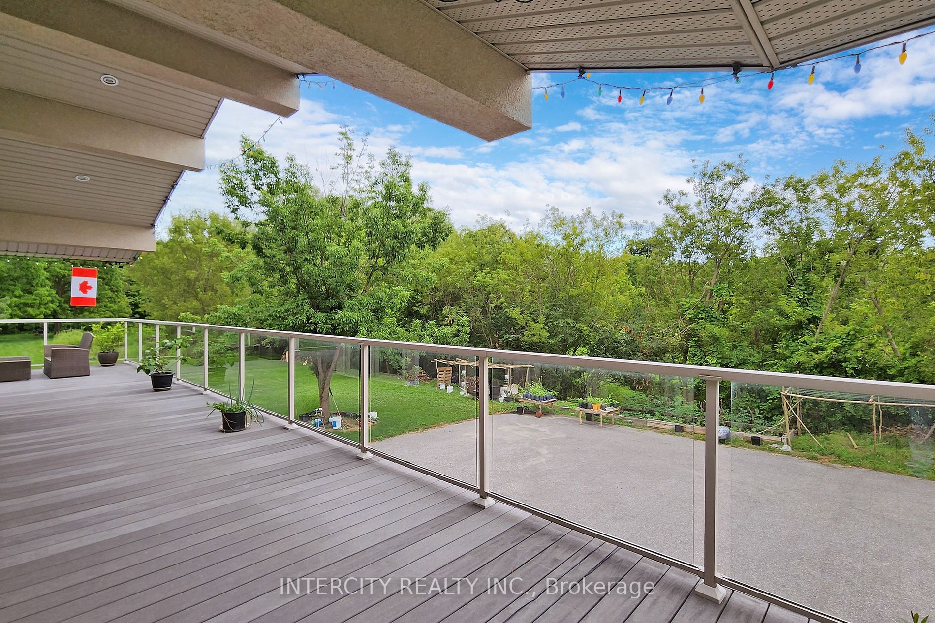3505 Cochrane Street