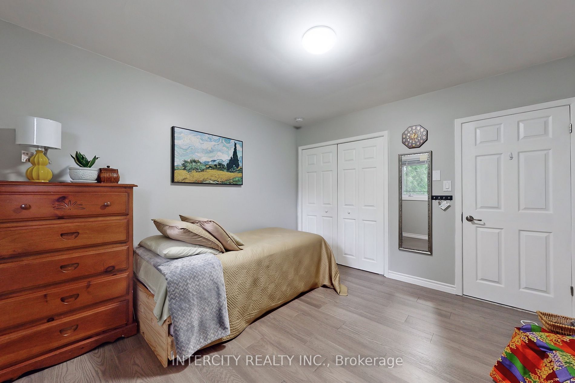 3505 Cochrane Street