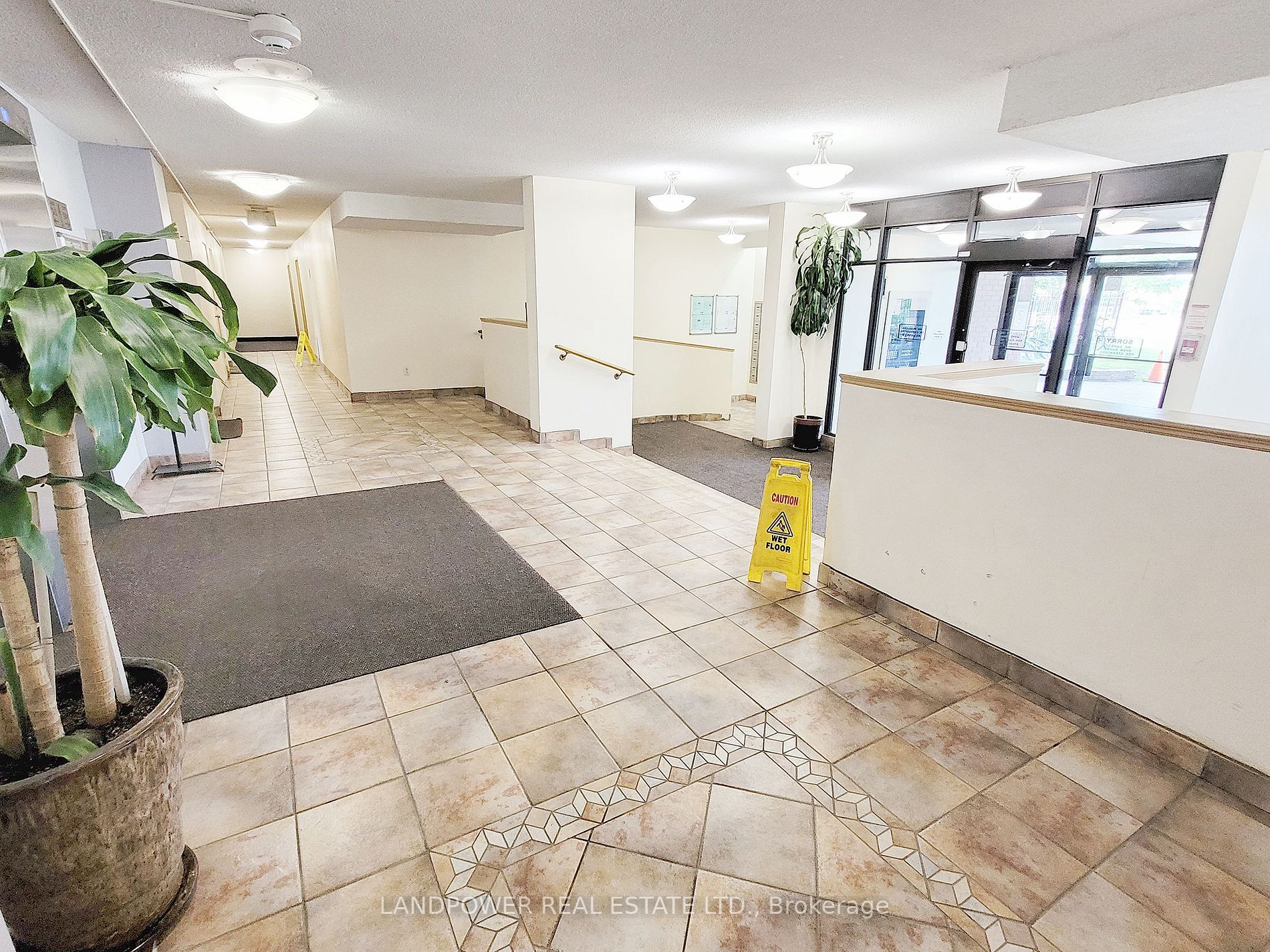 10 Tapscott Rd, #1011