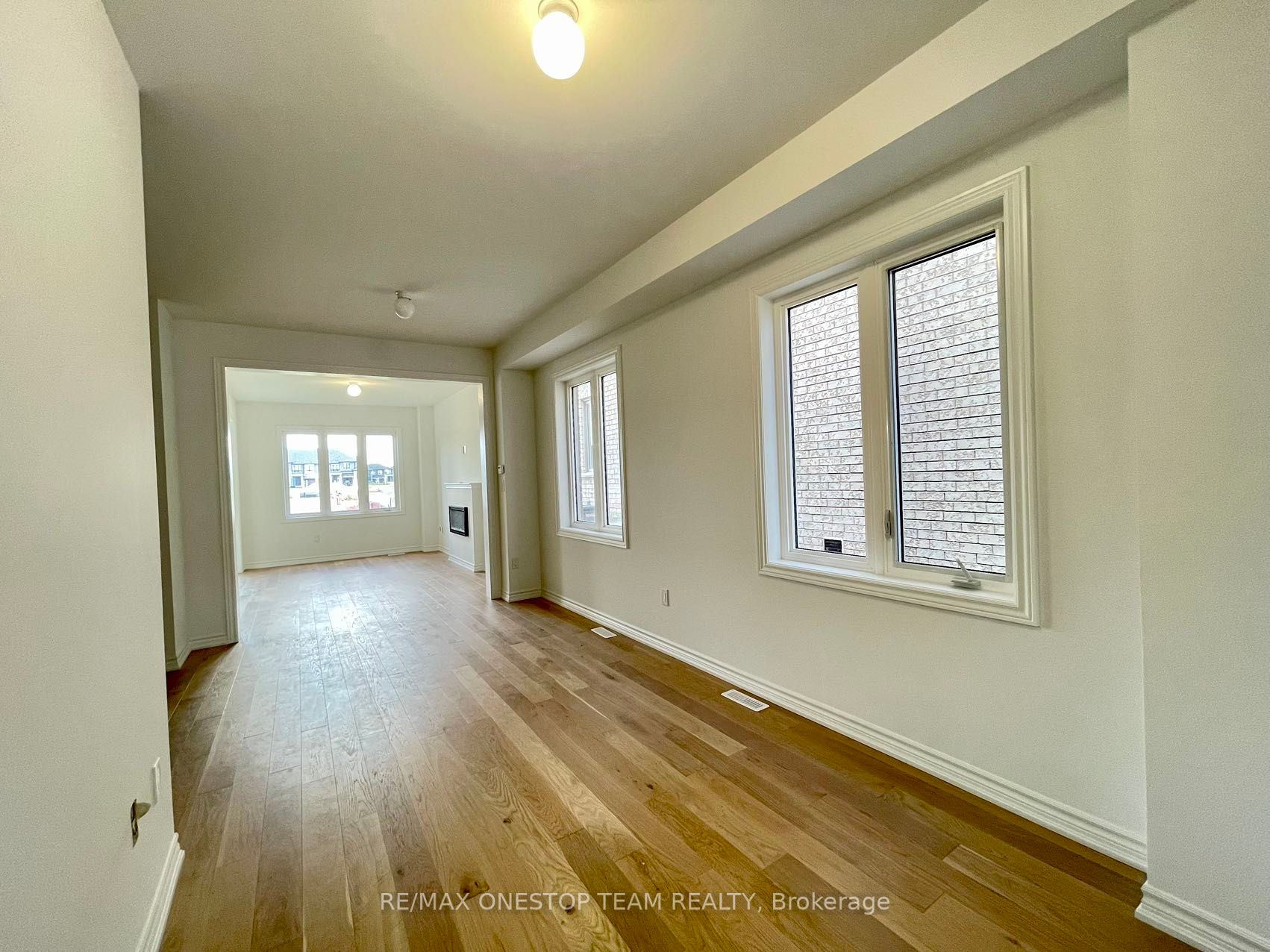 22 Bertram Gate