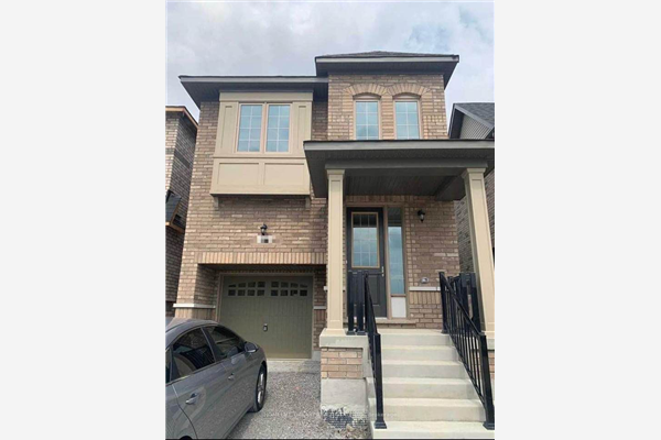 10 Coho Dr, Whitby