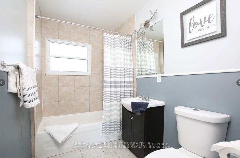 1608 Baseline Rd W