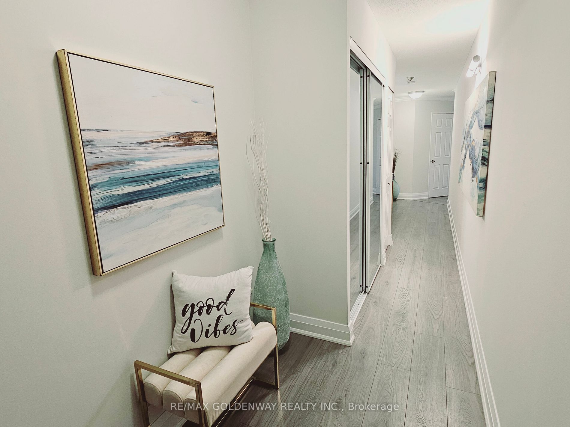 2 Westney Rd N, #1204
