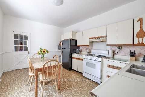 229 Gamble Ave