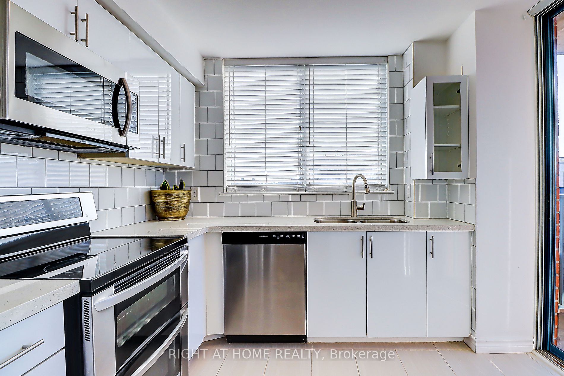 Listing E6736228 - Large Photo # 11