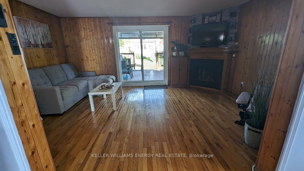 320 Chaleur Ave