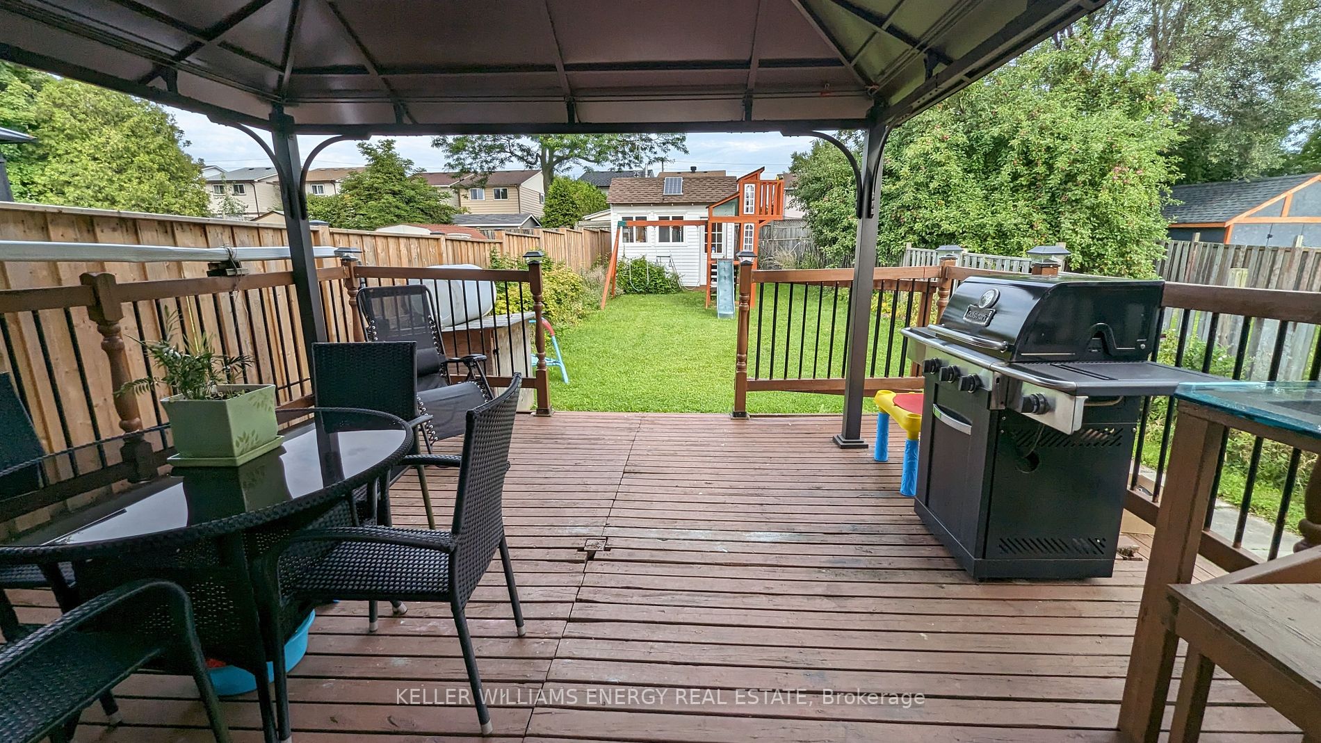 320 Chaleur Ave