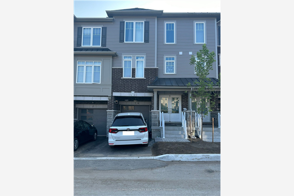 6 Higbee Lane, Clarington