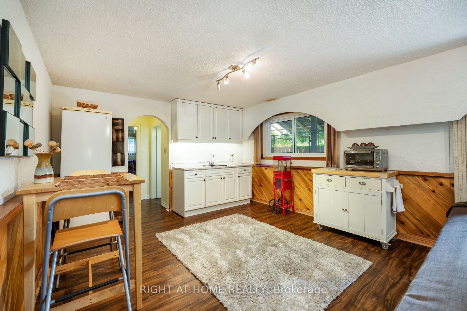 32 Percy Cres