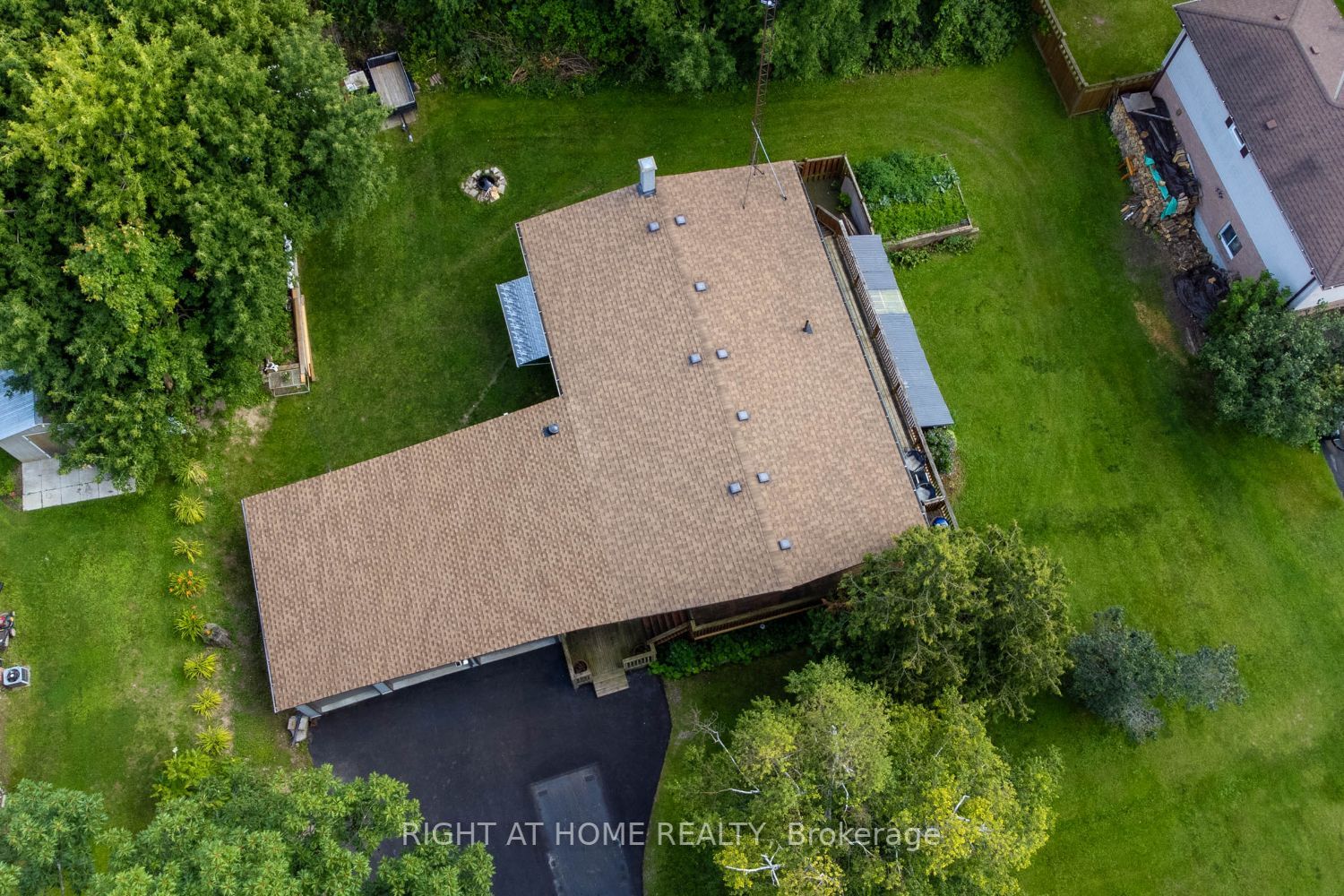 32 Percy Cres