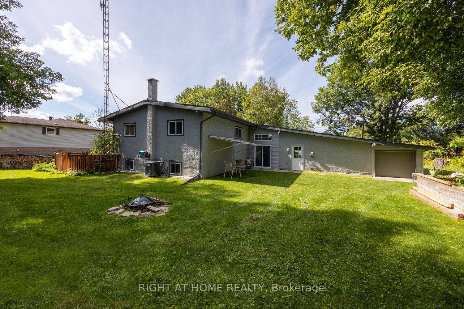 32 Percy Cres